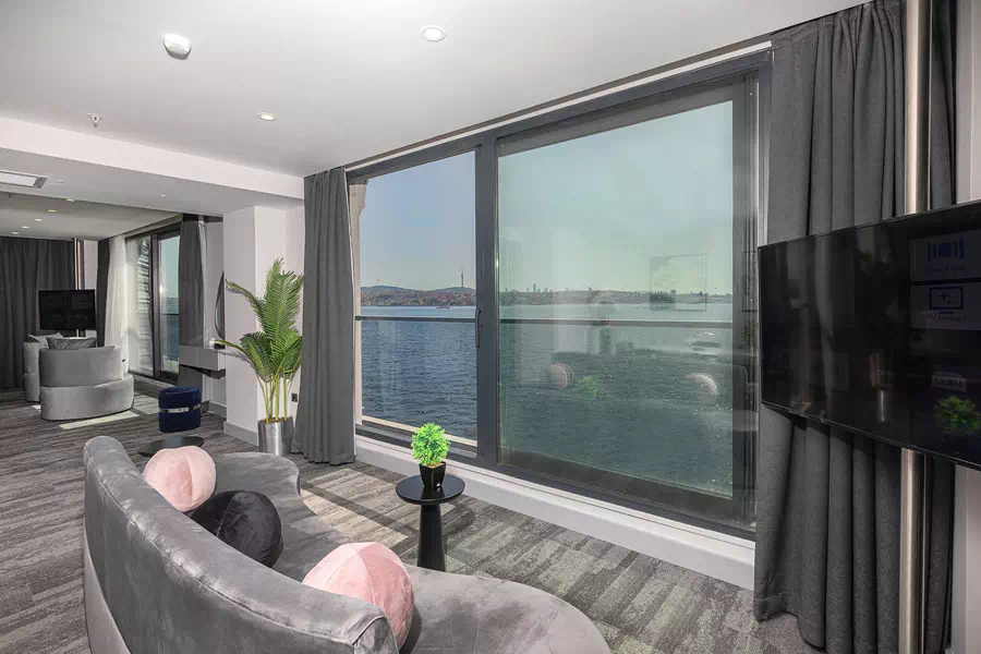 Luxury Hotel, Istanbul