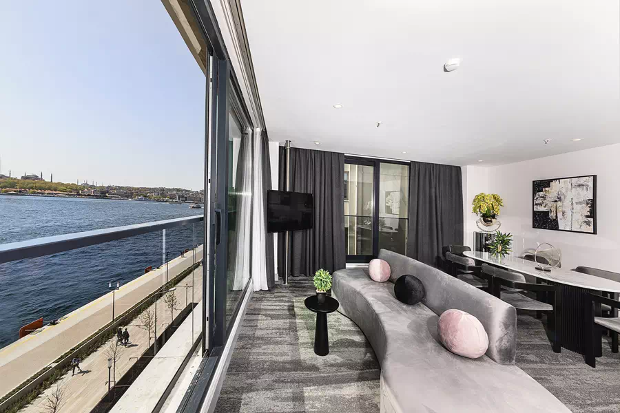 Luxury Hotel, Istanbul